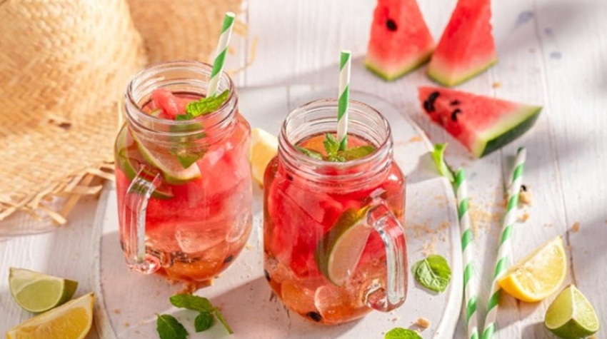SUMMER HIT: MAKE THE PERFECT WATERMELON LEMONADE