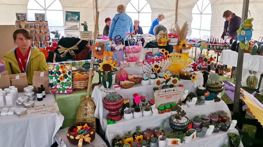 STANARI: SAJAM POLJOPRIVREDE I RURALNOG RAZVOJA OKUPIO 45 IZLAGAČA