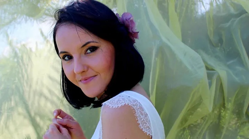 OPERASKA PJEVAČICA ALBINA SMAJLOVIĆ TOMIĆ HITNO TREBA POMOĆ ZA LIJEČENJE